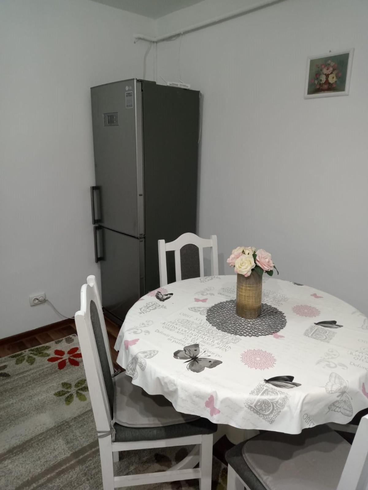 Penti Apartament Suczawa Zewnętrze zdjęcie